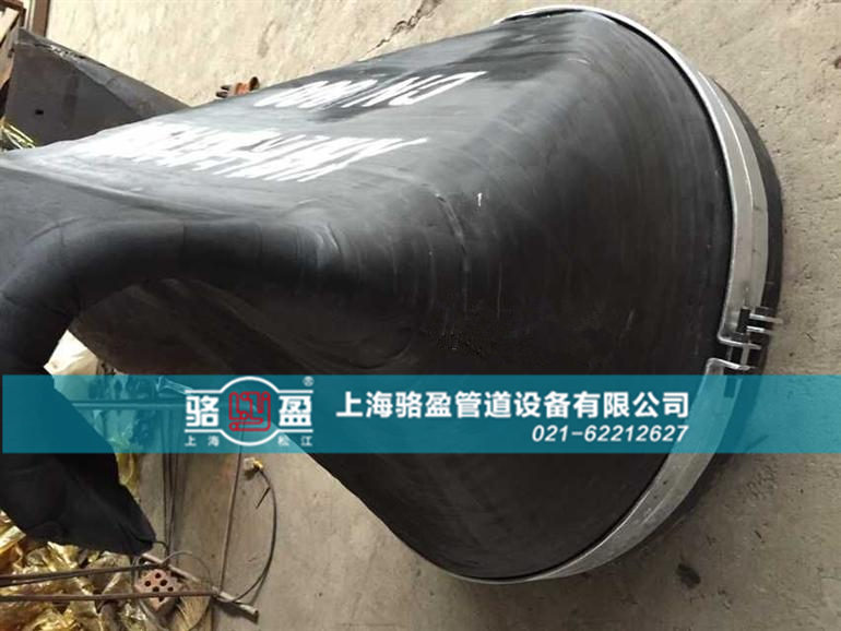 彎嘴卡箍式<a href=http://www.americhimarketing.com/ target=_blank class=infotextkey><a href=http://www.americhimarketing.com target=_blank class=infotextkey>鴨嘴閥</a></a>結(jié)構(gòu)圖
