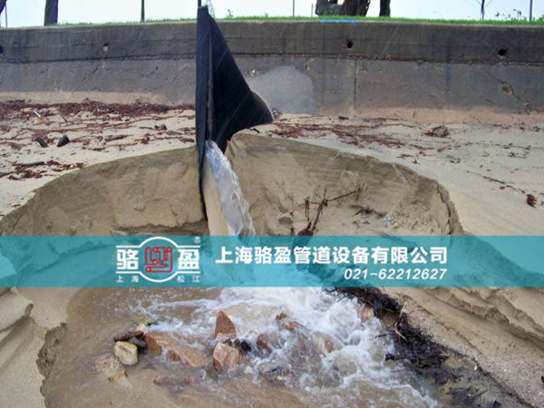 河南省漯河市臨潁縣法蘭式<a href=http://www.americhimarketing.com/ target=_blank class=infotextkey><a href=http://www.americhimarketing.com target=_blank class=infotextkey>鴨嘴閥</a></a>排放現場