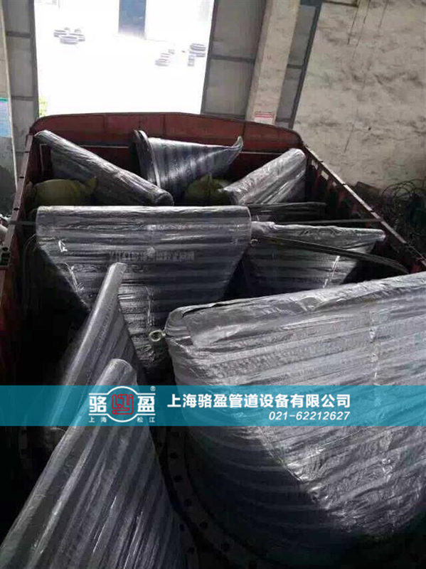 大批量法蘭式<a href=http://www.americhimarketing.com/ target=_blank class=infotextkey><a href=http://www.americhimarketing.com target=_blank class=infotextkey>鴨嘴閥</a></a>發貨現場